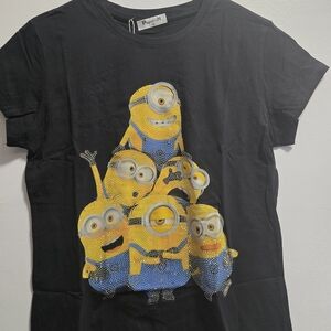 Papillon Blanc Black Tee with Yellow & Blue Minions Graphic
